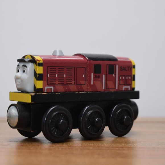 Salty Wooden Railway Thomas the Train Tank Engine Friends Red Yellow 2003 VTG - Picture 3 of 7